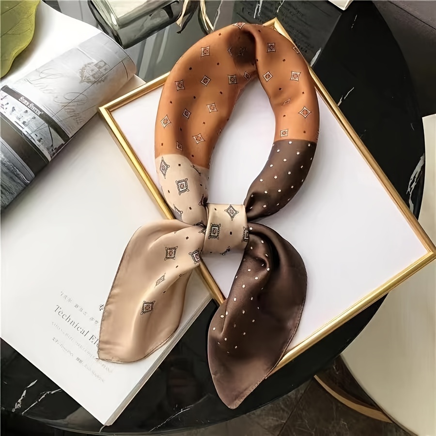 2025 New Star Designer Floral  - Scarf Silk Square recension och pris